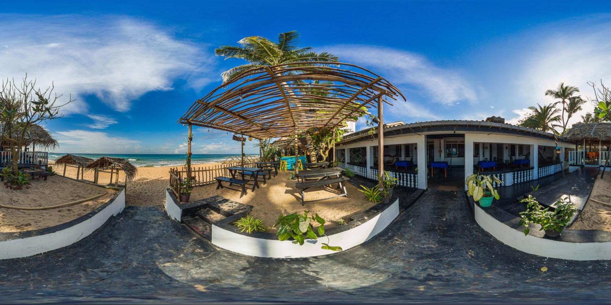 Sea Shine Guest House Hikkaduwa Buitenkant foto