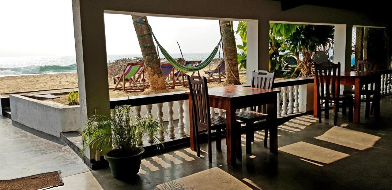 Sea Shine Guest House Hikkaduwa Buitenkant foto